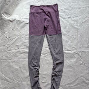 Alo pink two tone ruched scrunchy ballet leggings